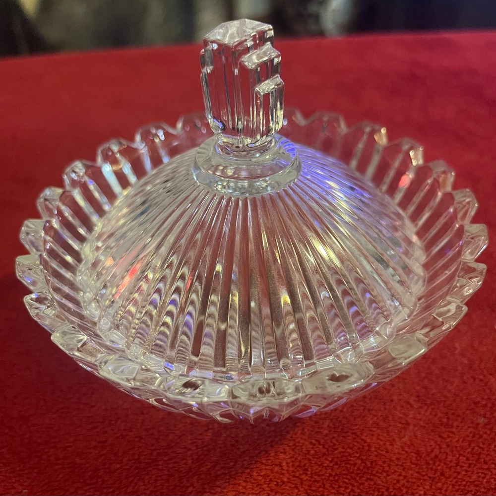 Vintage Mikasa Crystal Marquette Ribbed Covered Candy/Sugar Bowl/Trinket Dish